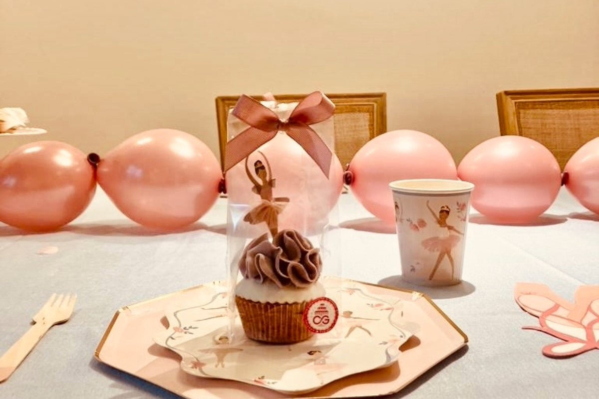 MERENDA A TEMA, PER CINQUE ASPIRANTI BALLERINE
